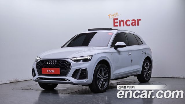 Audi Q5 FY 45 TFSI Quattro Premium - фото 0