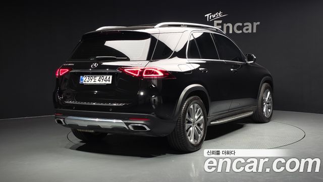Mercedes-Benz GLE-Class W167 GLE300d 4MATIC - фото 1