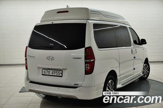 Hyundai Starex Новый 4WD Limousine - фото 4