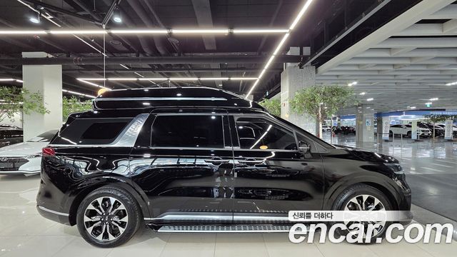 Kia Carnival 4-го поколения 9-Seater Hi-Limousine Signature - фото 3