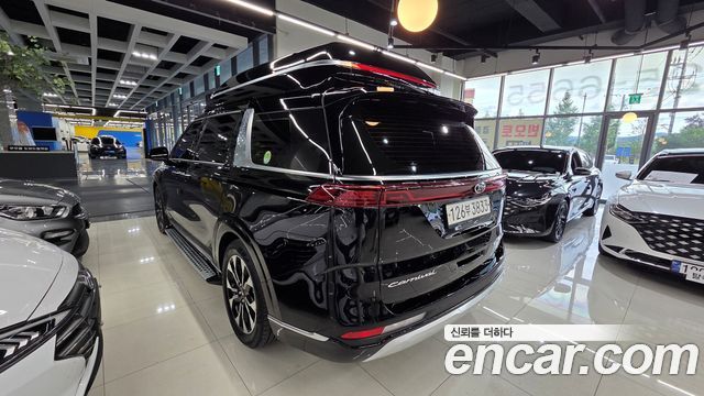 Kia Carnival 4-го поколения 9-Seater Hi-Limousine Signature - фото 4