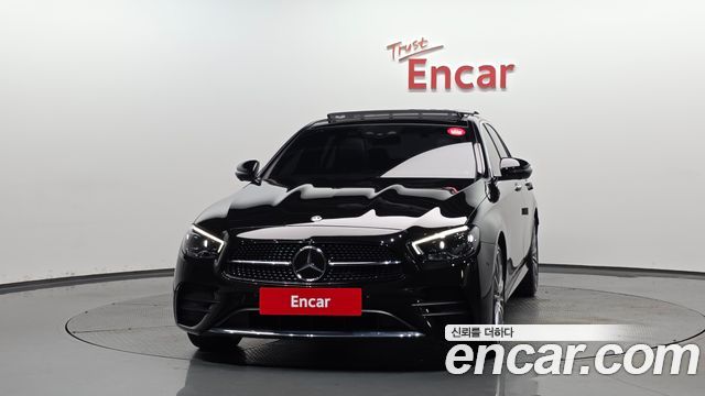 Mercedes-Benz E-Class W213 E350 4MATIC AMG Line - фото 2