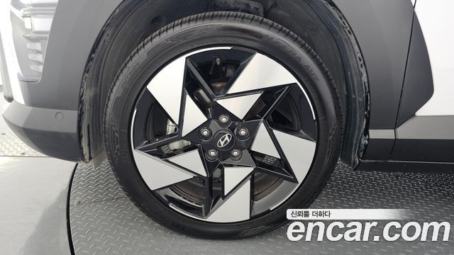 Hyundai Kona SX2 Gasoline 1.6 Turbo 2WD Inspiration - фото 4