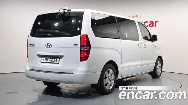 Hyundai Starex Новый Wagon 12-Seater Smart - фото 1
