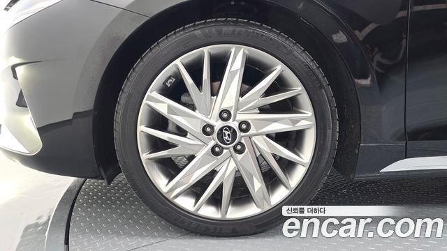 Hyundai Grandeur Новый IG 2.5 Calligraphy - фото 4