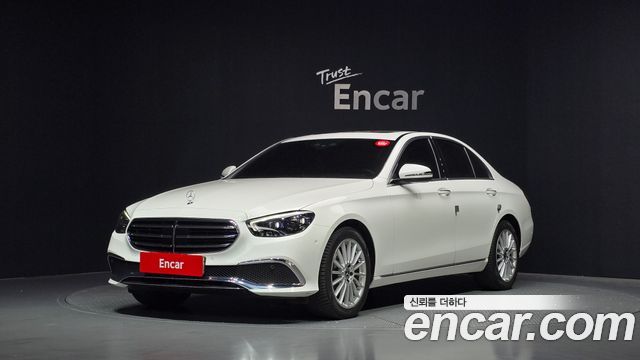 Mercedes-Benz E-Class W213 E250 Exclusive - фото 0