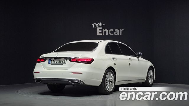 Mercedes-Benz E-Class W213 E250 Exclusive - фото 1