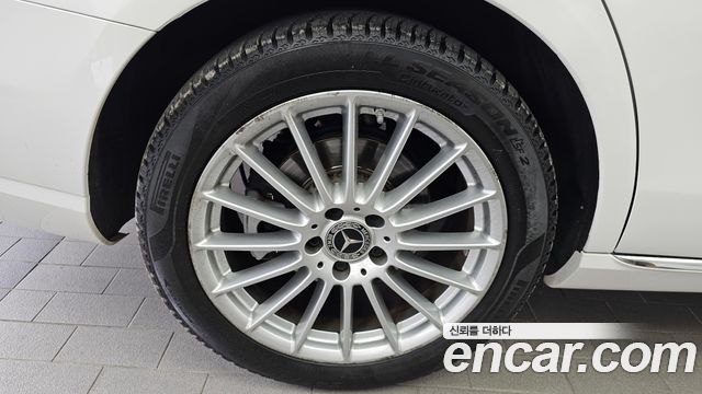Mercedes-Benz E-Class W213 E250 Exclusive - фото 4