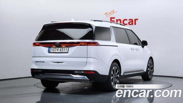 Kia Carnival 4-го поколения 9-Seater Noblesse - фото 1