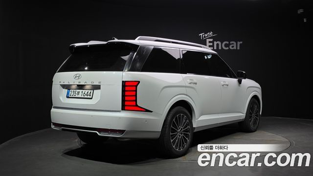 Hyundai Palisade LX3 Gasoline 2.5T 2WD 7-Seater Calligraphy - фото 1