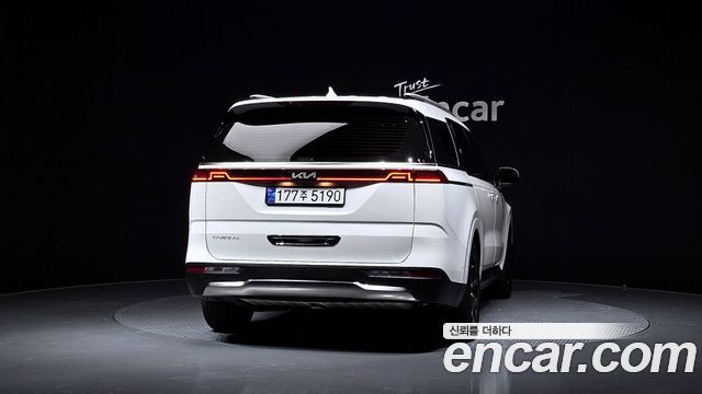 Kia Carnival 4-го поколения Gasoline 7-Seater Signature - фото 3