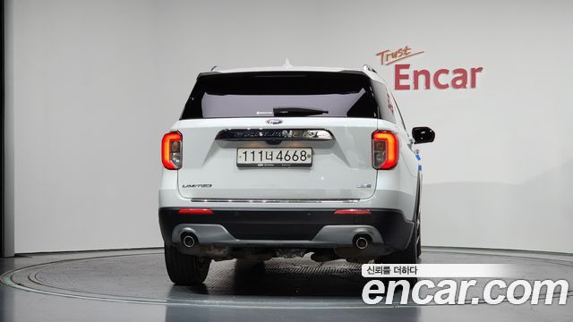 Ford Explorer 6-го поколения 2.3 LimIted 4WD - фото 3