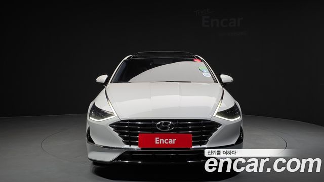 Hyundai Sonata DN8 2.0 Premium - фото 2