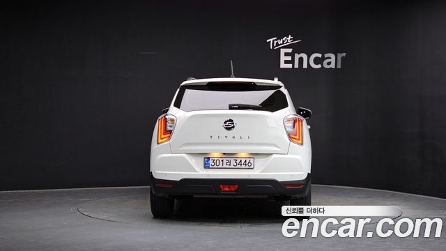 SsangYong Tivoli Gasoline 1.5 2WD V3 - фото 3