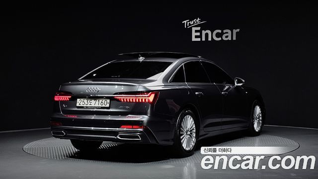 Audi A6 C8 40 TDI Premium - фото 1