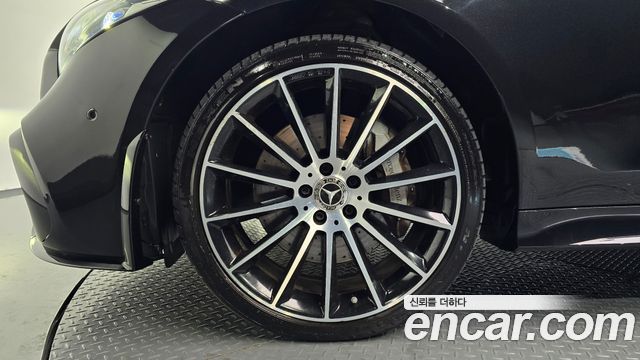 Mercedes-Benz CLS-Class C257 CLS400d 4MATIC AMG Line - фото 4