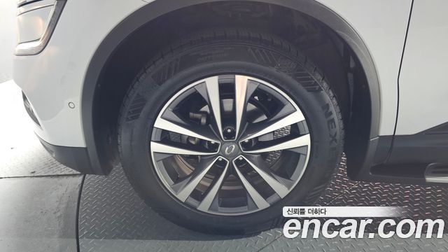 Renault Samsung QM6 Gasoline 2WD RE - фото 4