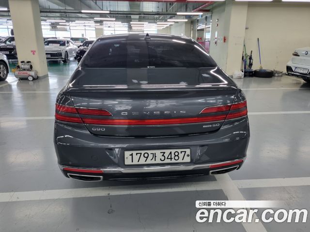 Genesis G90 5.0 AWD Prestige - фото 2