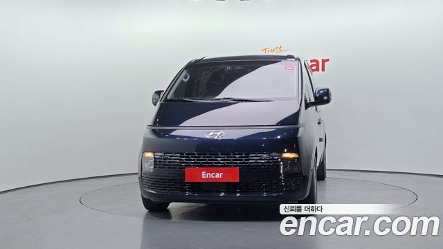 Hyundai Staria 4WD Tourer 9-Seater Modern - фото 2