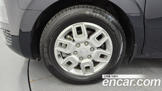 Hyundai Staria 4WD Tourer 9-Seater Modern - фото 4