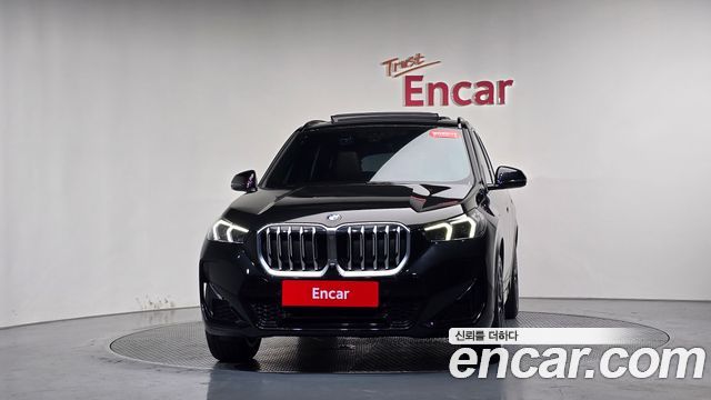 BMW X1 U11 xDrive 20i M Sport - фото 1