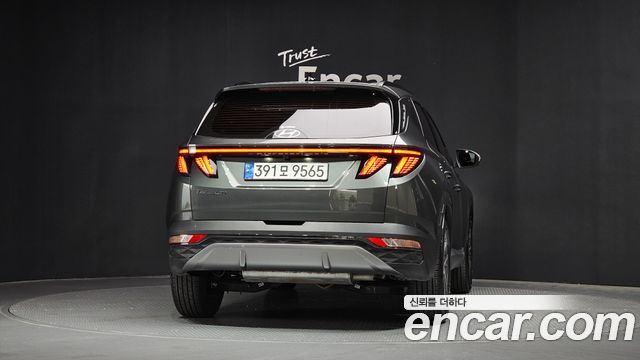 Hyundai Tucson NX4, гибрид Inspiration 2WD - фото 3