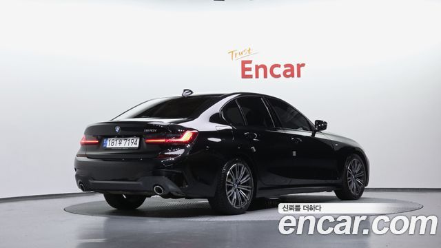 BMW 3-Series G20 320i M Sport - фото 1
