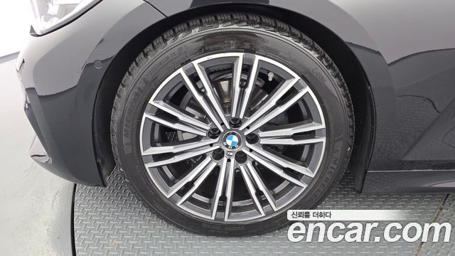 BMW 3-Series G20 320i M Sport - фото 4