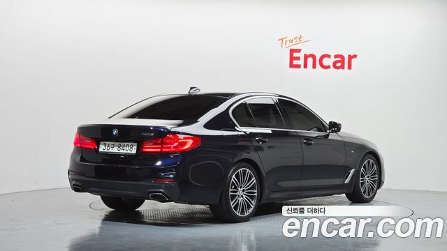 BMW 5-Series G30 530i M Sport Package Plus - фото 1