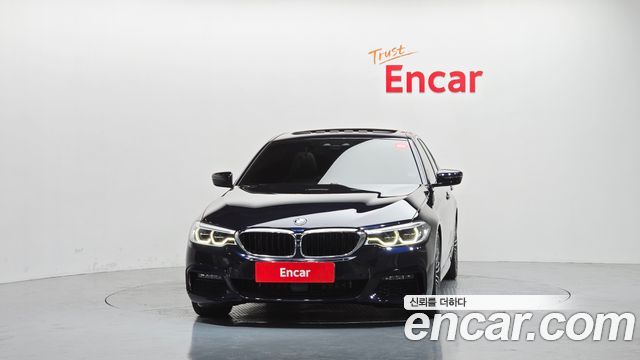 BMW 5-Series G30 530i M Sport Package Plus - фото 2