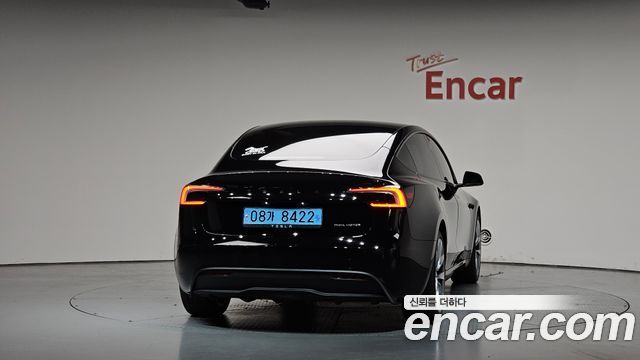 Tesla Model 3 Long Range AWD - фото 2