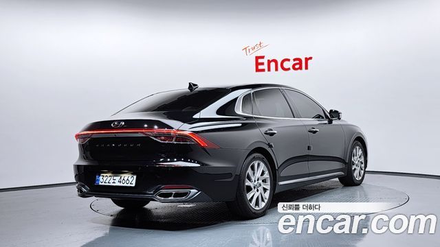Hyundai Grandeur Новый IG, гибрид Calligraphy - фото 1