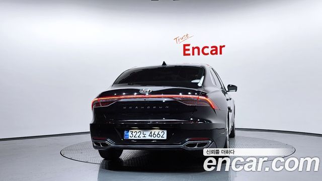 Hyundai Grandeur Новый IG, гибрид Calligraphy - фото 3