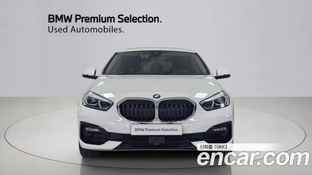 BMW 1-Series F40 120i Sports - фото 3