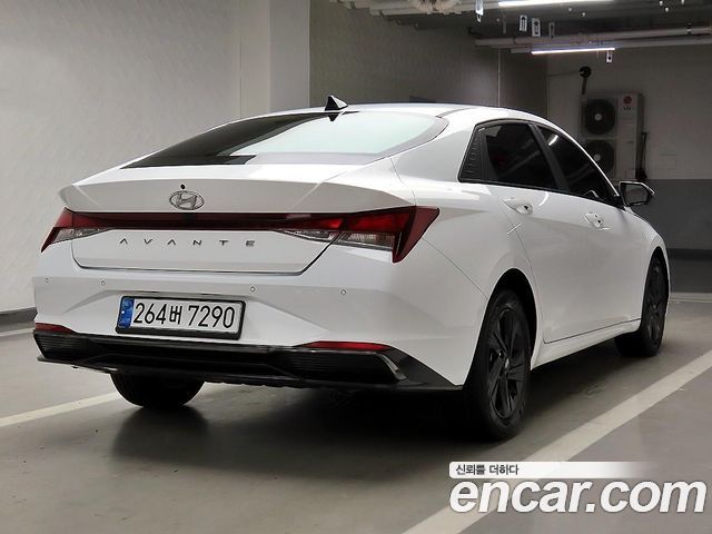 Hyundai Avante CN7, гибрид Modern - фото 3