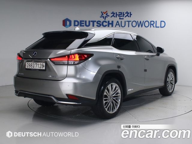 Lexus RX 4-го поколения Executive - фото 1