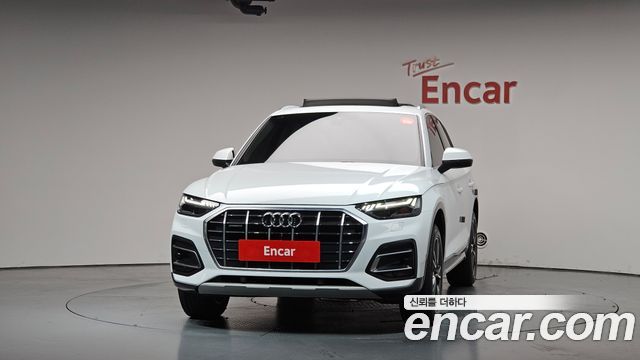 Audi Q5 FY 40 TDI Quattro - фото 2