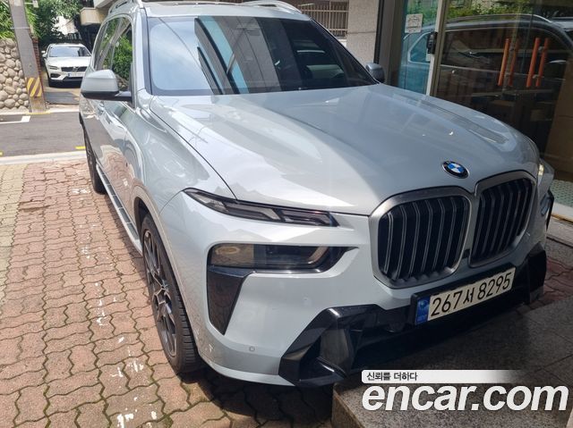 BMW X7 G07 xDrive 40i M Sport 7STR - фото 0