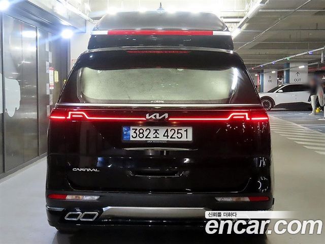 Kia Carnival 4-го поколения 7-Seater Signature - фото 4