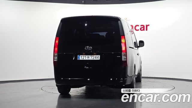 Hyundai Staria 4WD Tourer 9-Seater Modern - фото 3