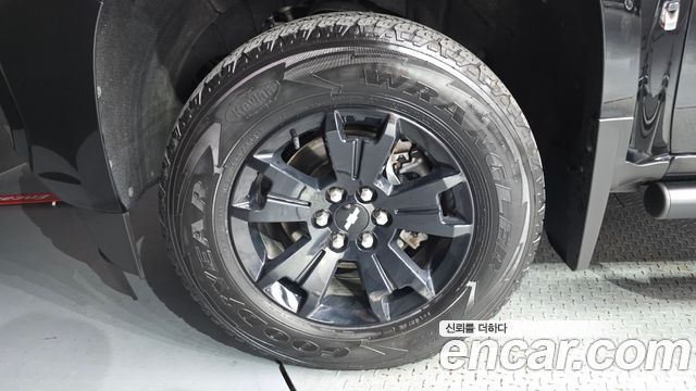 Chevrolet (GM Daewoo) Colorado 3.6 Z71-X Midnight 4WD - фото 4