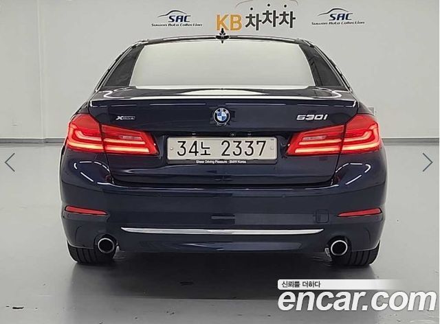 BMW 5-Series G30 530i xDrive Luxury Plus - фото 2