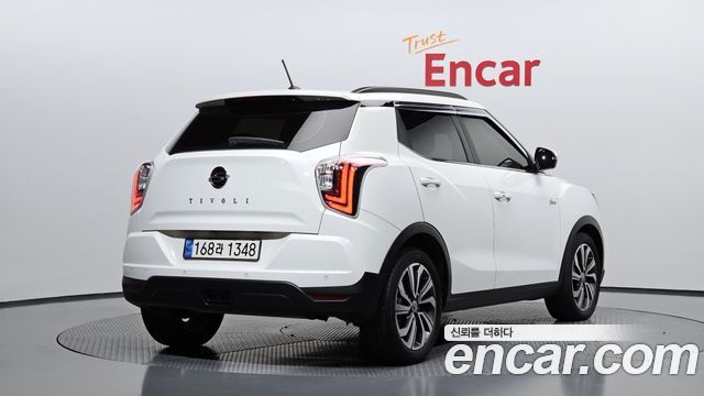 SsangYong Tivoli Gasoline 1.5 2WD V3 - фото 1