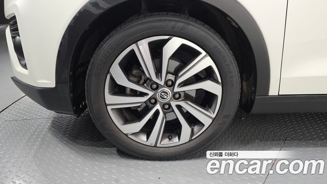 SsangYong Tivoli Gasoline 1.5 2WD V3 - фото 4