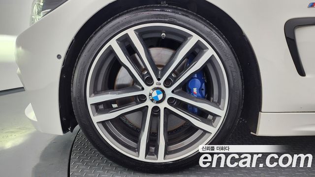 BMW 4-Series F32 430i M Sport Convertible - фото 4