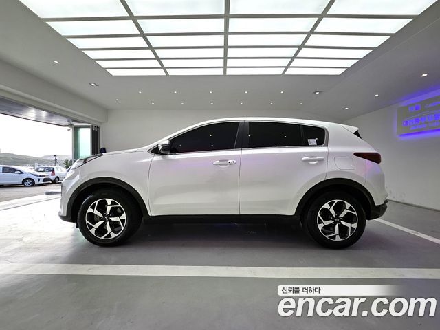Kia Sportage Diesel 1.6 2WD Luxury - фото 3