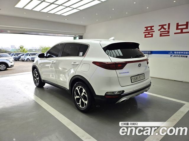 Kia Sportage Diesel 1.6 2WD Luxury - фото 4