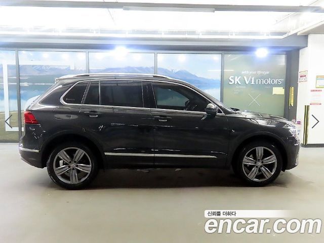 Volkswagen Tiguan 2-го поколения 2.0 TDI 4Motion Prestige - фото 2