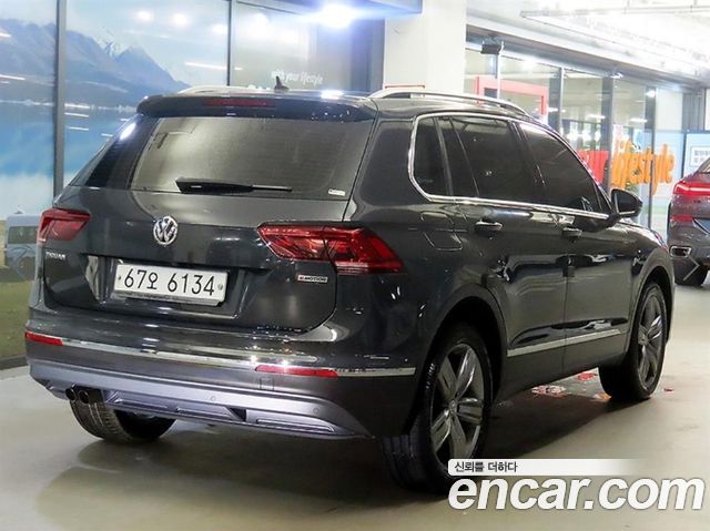 Volkswagen Tiguan 2-го поколения 2.0 TDI 4Motion Prestige - фото 3