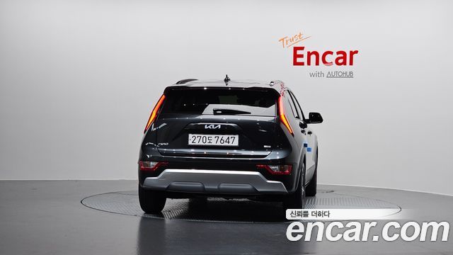 Kia Niro Совершенно новый Trendy - фото 3